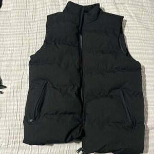 men’s black vest